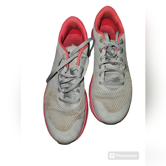 Sneakers - Picture 1 of 2